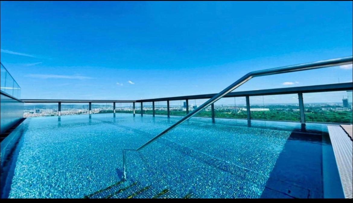 Royal Swan Skyline, Wien Exterior foto